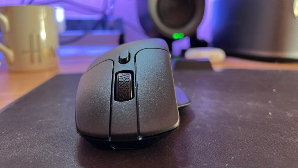 The Ultimate Guide to Choosing the Perfect Gaming Mouse with Extra Buttons for MMOs