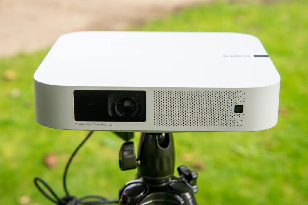 The Ultimate Outdoor Movie Night: Portable Projector Edition